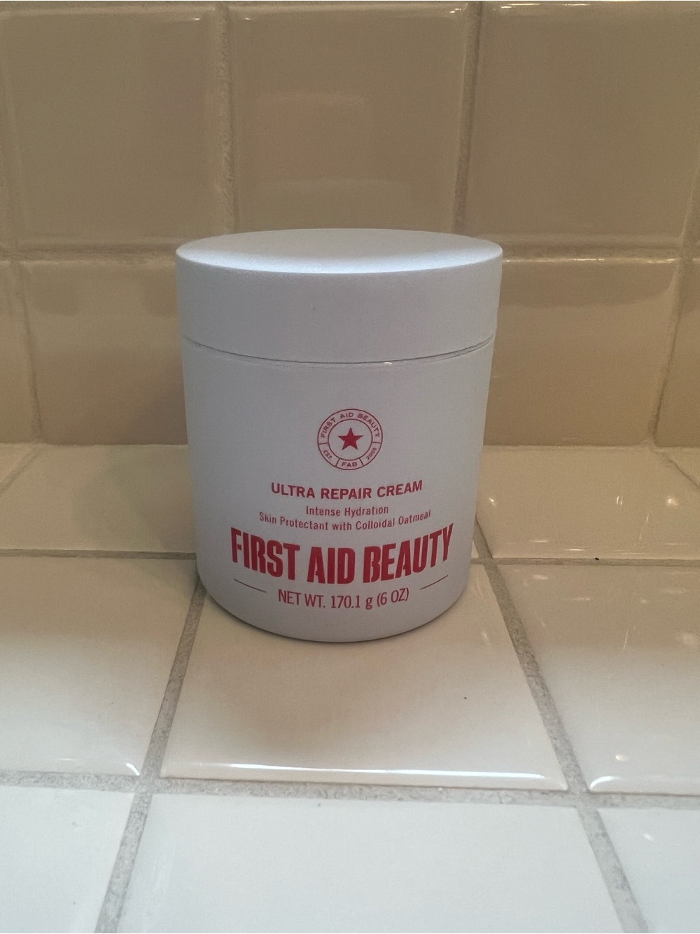 First Aid Beauty Ultra Repair Cream - White Jar 6 oz